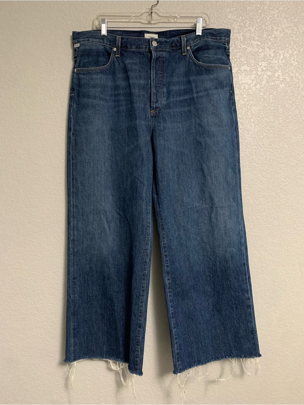 Citizens Jeans Womens 33 Annina Wide Leg Ankle Crop High Rise Raw Hem Button Fly